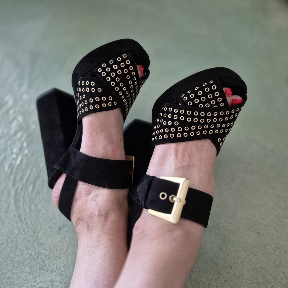 The Kooples NWOT Black Platform Sandals w Gold Buckle | Size 38